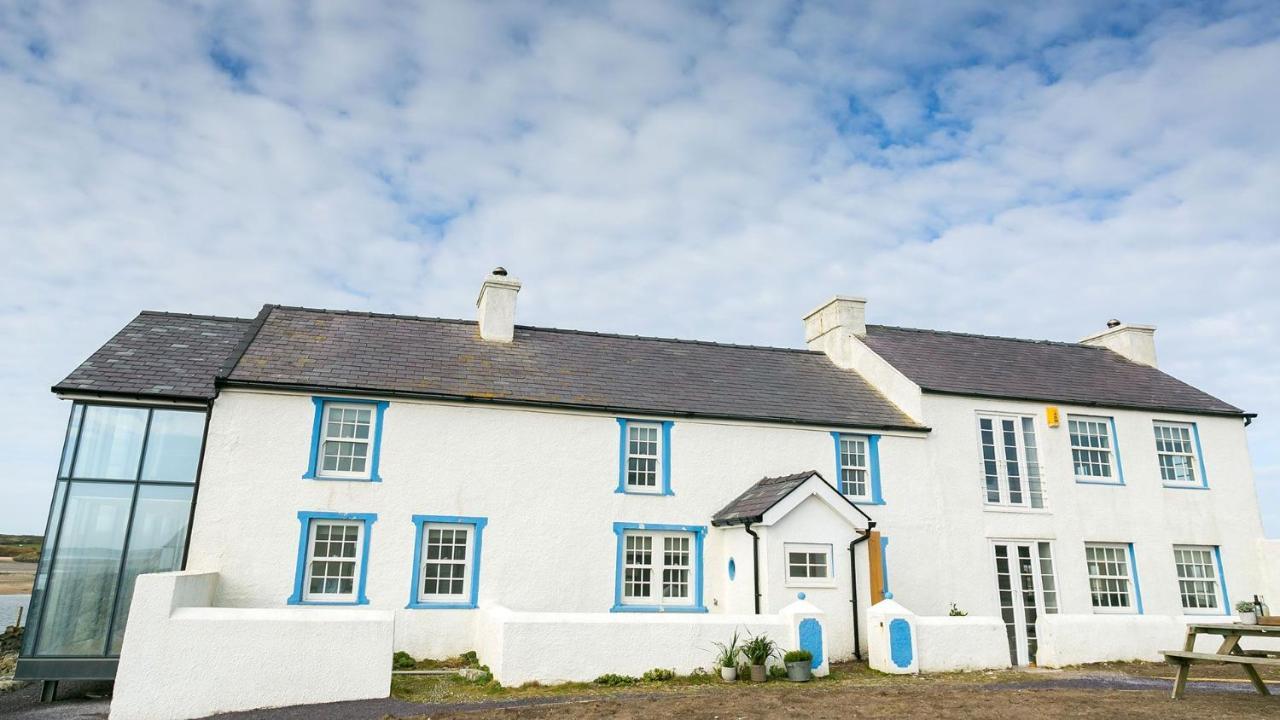 Hen Cymyran Villa Caergeiliog Kültér fotó